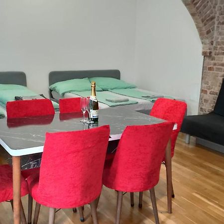 Cozynite Premium Apartment Stadthalle 维也纳 外观 照片