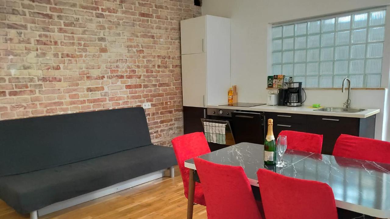 Cozynite Premium Apartment Stadthalle 维也纳 外观 照片