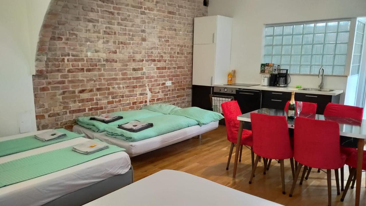 Cozynite Premium Apartment Stadthalle 维也纳 外观 照片
