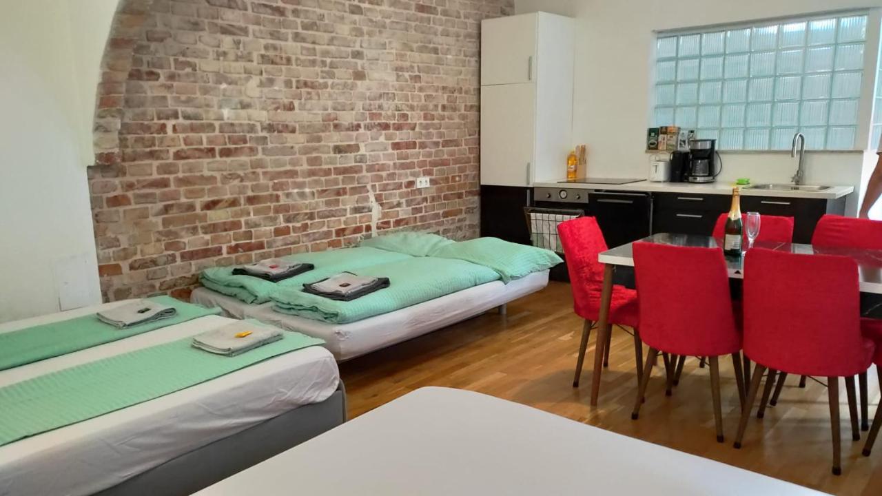 Cozynite Premium Apartment Stadthalle 维也纳 外观 照片