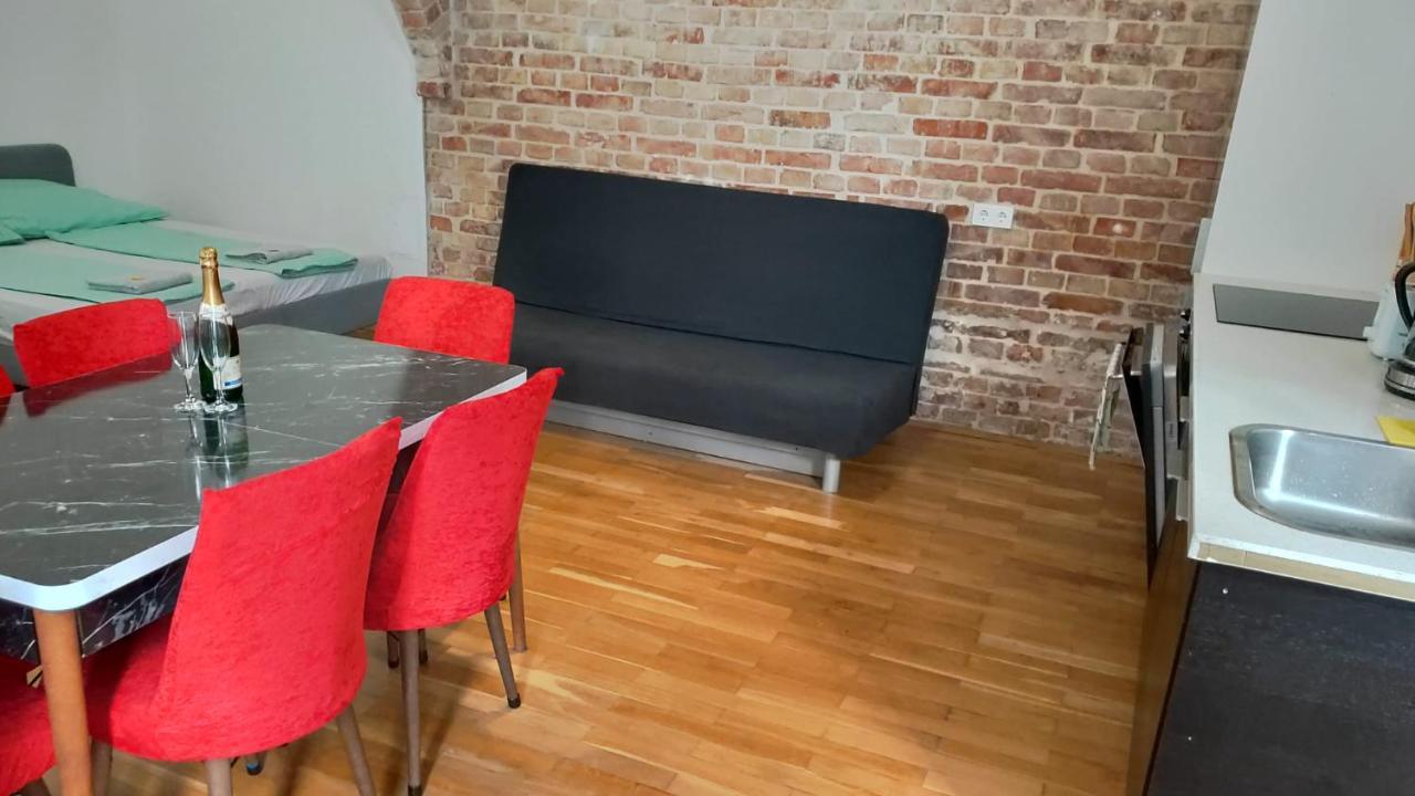 Cozynite Premium Apartment Stadthalle 维也纳 外观 照片